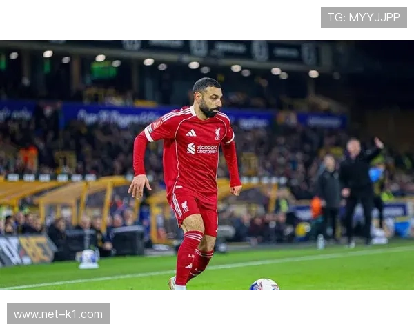 在利物浦体系下马内与萨拉赫射门路径分化趋势