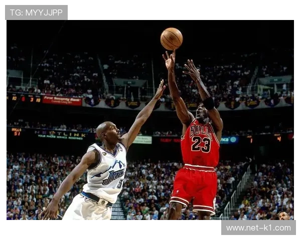 乔丹关键时刻单打效率远超詹姆斯引领公牛夺冠