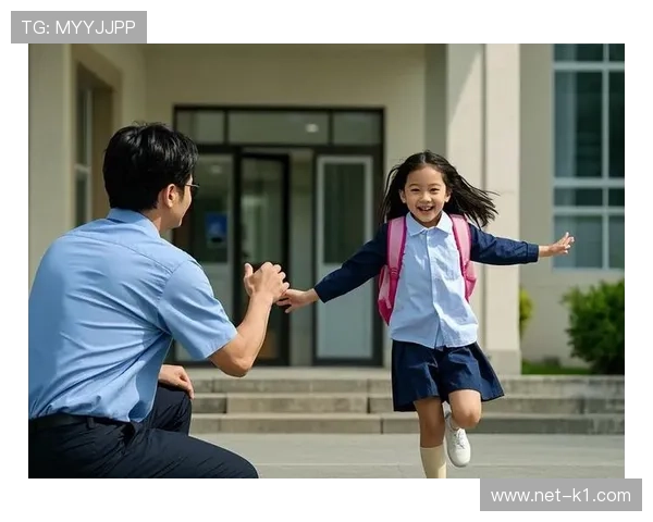 李诗沣训练完直接拎着爱马仕去接娃？