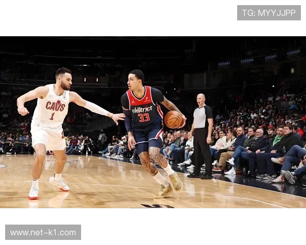 库兹马利用挡拆拉开空间提升投篮效率，成为湖人关键得分手