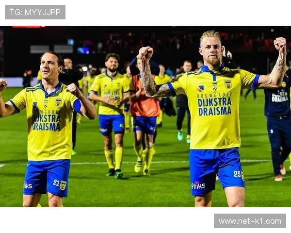 德布劳内 vs 格策：进攻组织与战术角色差异分析